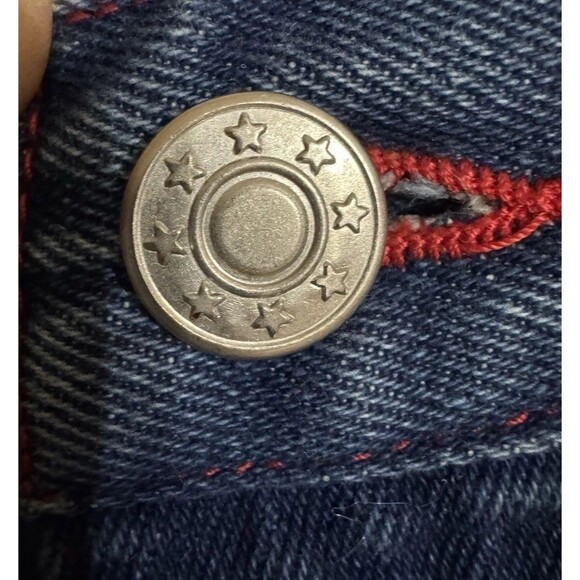 Y2K  Caran Jean Shorts Women’s 22 Medium Wash Denim Red Accent Cargo Pocket RARE - Picture 2 of 4